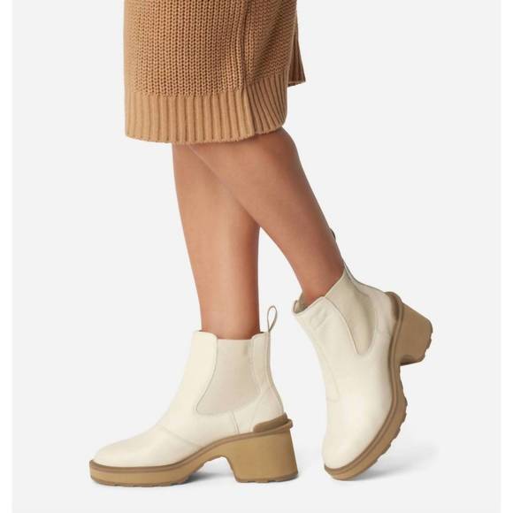 Sorel Cream and Tan Heeled Boots - Picture 6 of 13